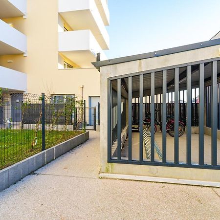 Au 4 Le Long Du Canal Avec Parking Apartment Dijon Exterior photo