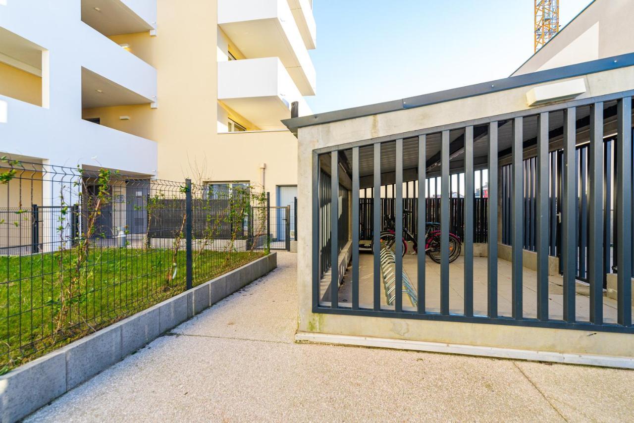 Au 4 Le Long Du Canal Avec Parking Apartment Dijon Exterior photo